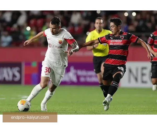 上海申花在虹口体育场的主场表现值得关注，持续保持强劲竞争力。