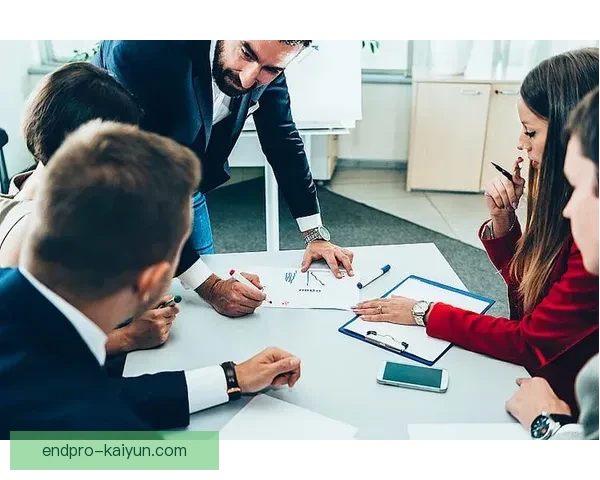 萨索洛进攻套路分析：创造性发挥与团队配合提升整体竞争力